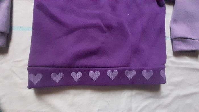 Veste jogging mauve et lilas motif petite fille et ecriture - photo numéro 4