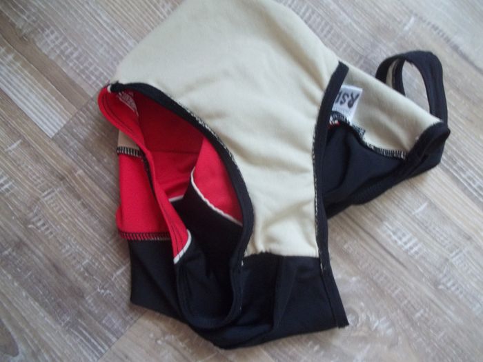 Maillot de bain Slazenger noir et rouge 9/10 ans - photo numéro 5