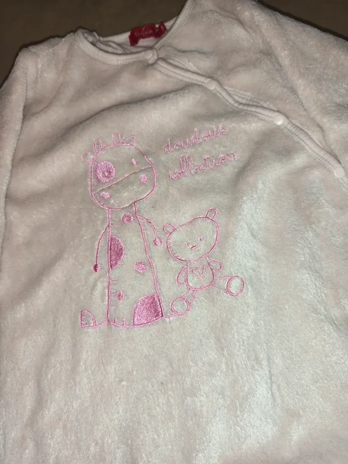 Pyjama polaire marque tissaia taille 18 mois - photo numéro 2
