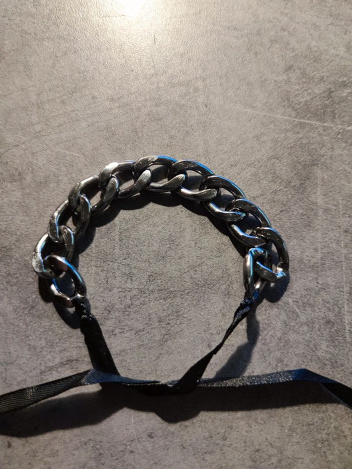 Bracelet style gothique chaîne et satin noir. - photo numéro 4
