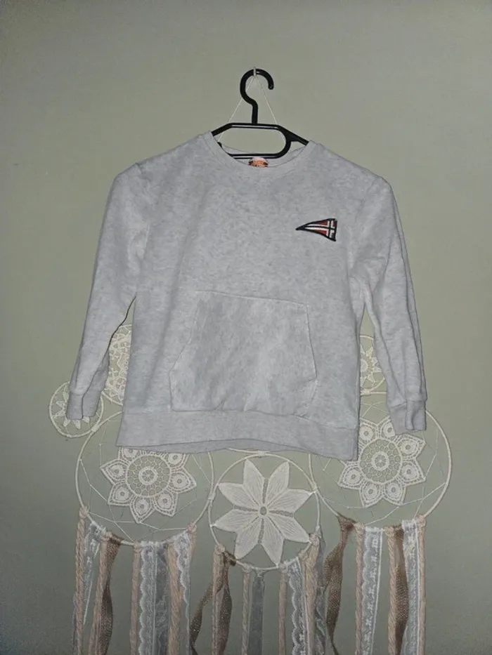 🎩Pull enfant tape à l'oeil 8 ans🎩
