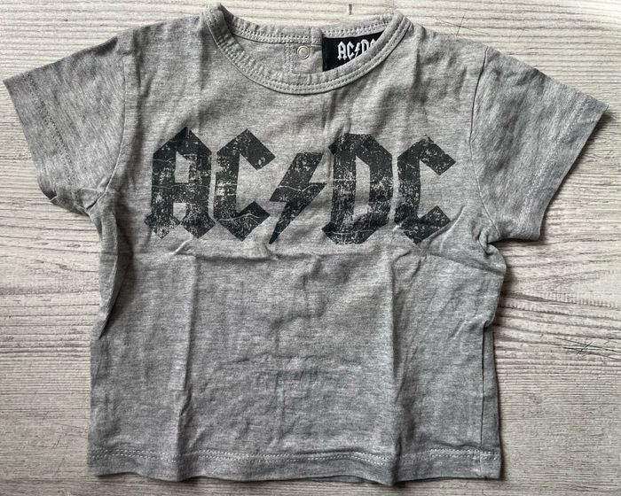 Tee shirt 9 mois ACDC