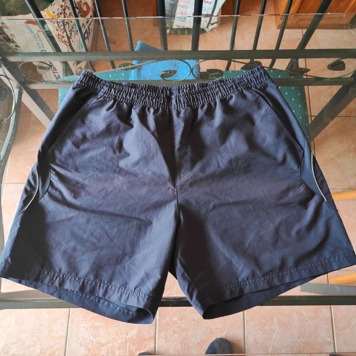 Short Decathlon Domyos taille xl