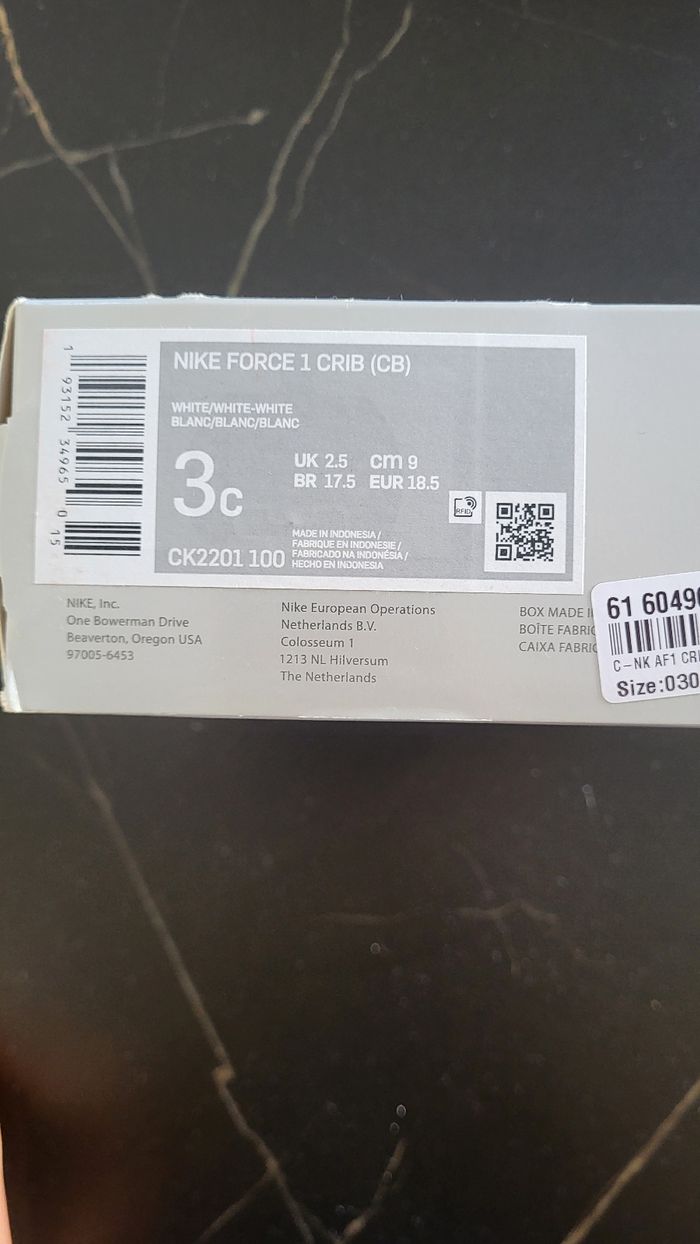 Basket Nike force1 taille 18,5 - photo numéro 3