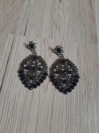 Super paire de boucles d'oreilles