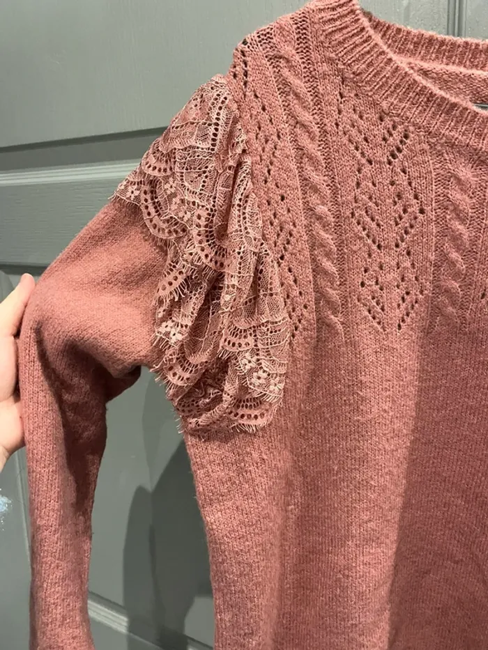 Pull froufrous rose - photo numéro 2