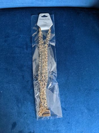 Collier double chaîne doré avec cadenas neuf