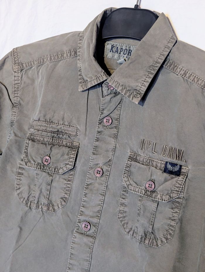 Chemise Kaporal Kaki Armée Petites Poches Devant Ecritures Arrière Vêtement Tendance Mode Enfants - photo numéro 2