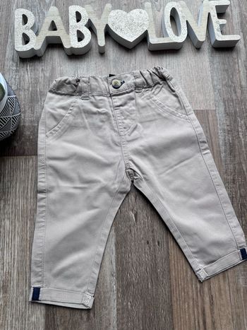 - Pantalon Kiabi           - 6 mois - Très bon état