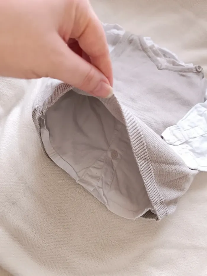 🎀 jolie pull sens manche avec chemise blanche taille 6 mois 🎀 - photo numéro 3