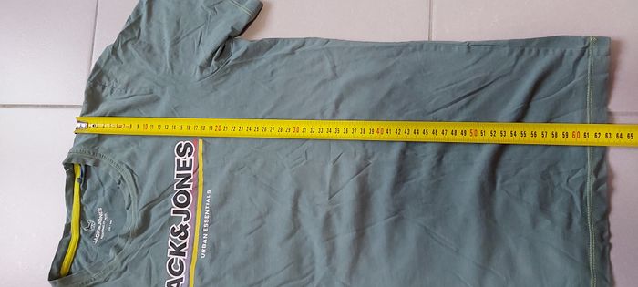 Tshirt manche courte 16 ans 176 - photo numéro 5