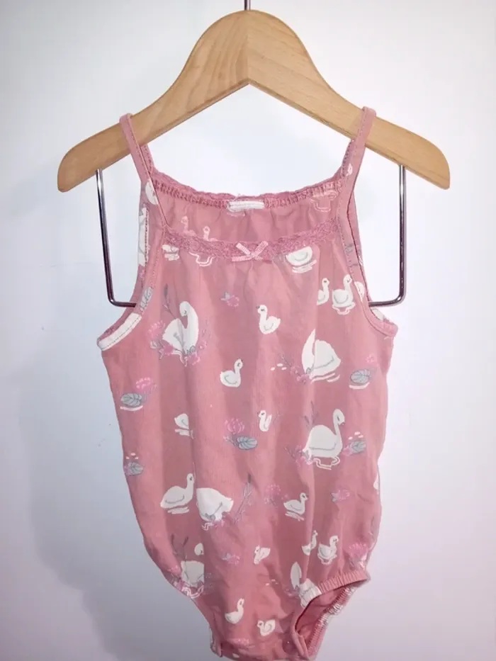Lot de jolies blouses et bodys - photo numéro 9