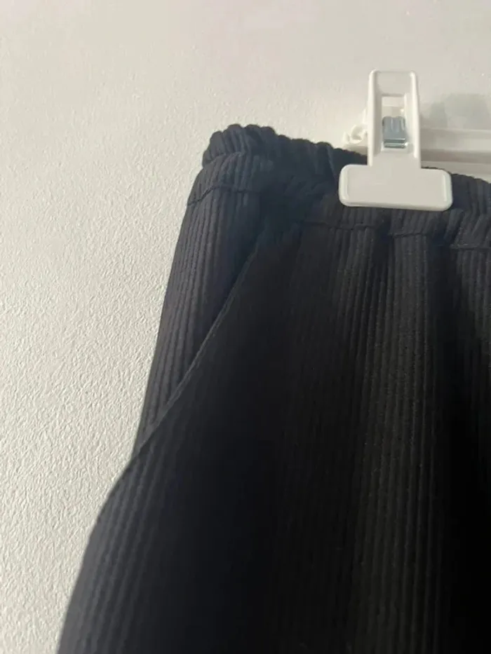 Pantalon noir - Taille 46 - photo numéro 3