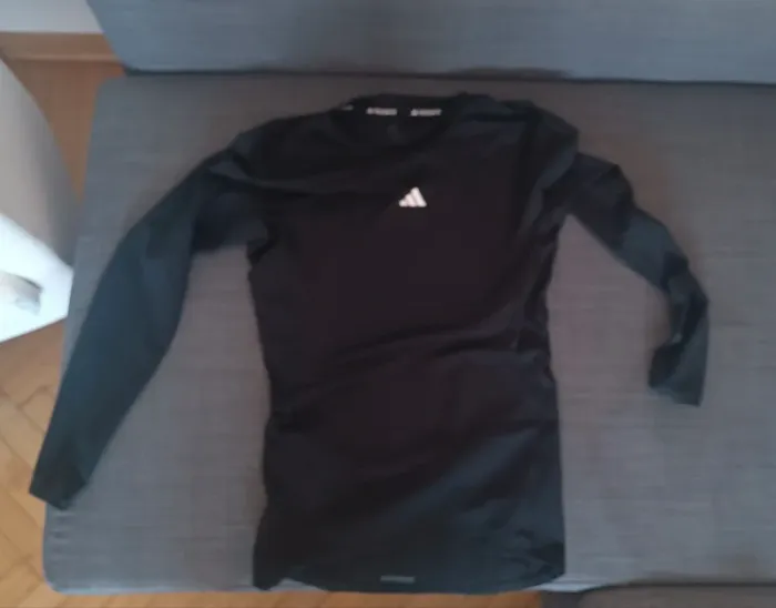 Maglia maniche lunghe Adidas nera