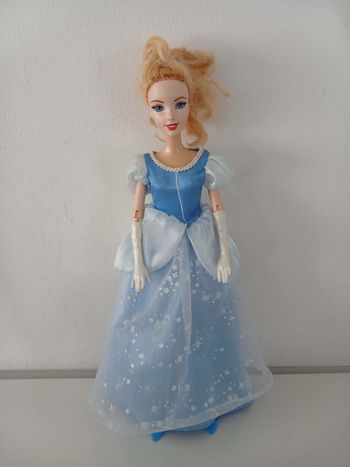 Poupée Cendrillon Disney - Édition 2013