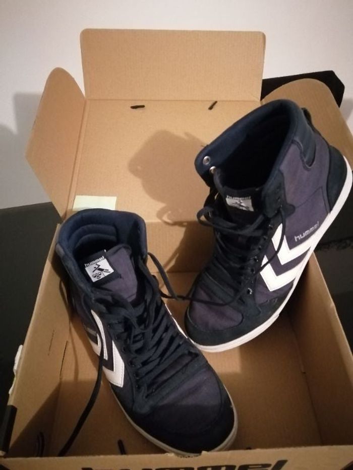 Basket montante Hummel taille 40