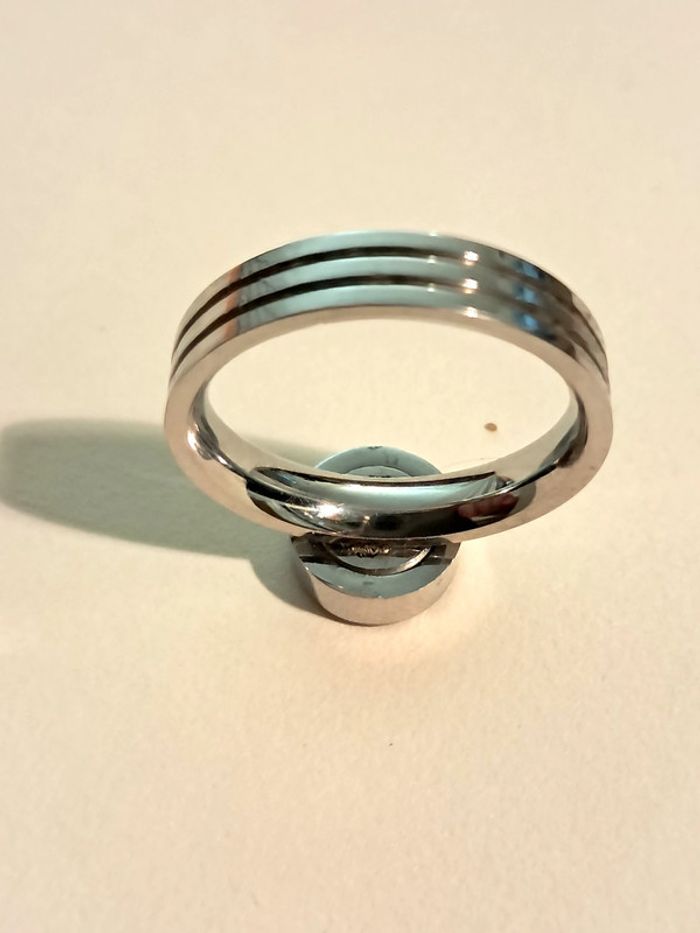 Bague fantaisie acier et cristal rouge - photo numéro 4