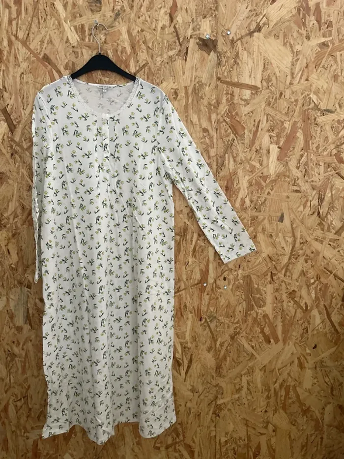 Chemise de nuit - photo numéro 4