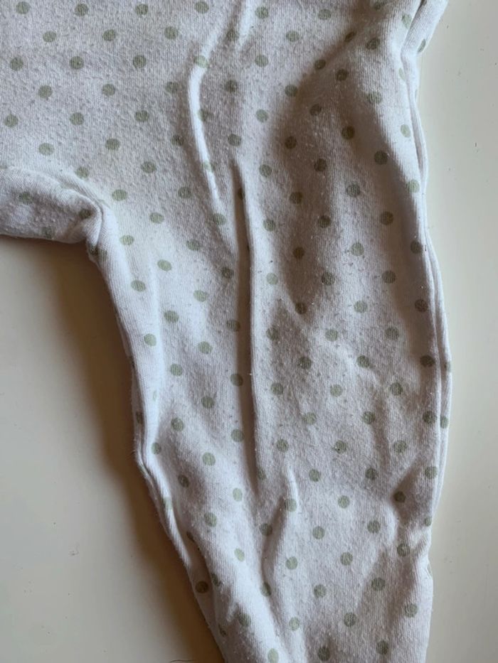 Pyjama blanc - photo numéro 3