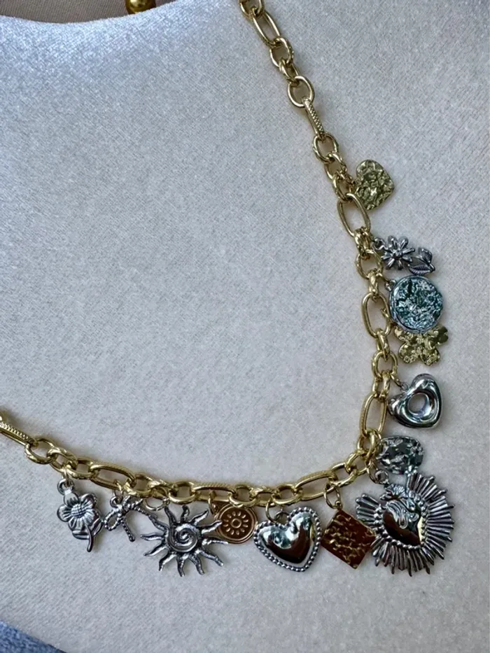 Collier mailles 2 tons or argent acier inoxydable breloques cœur ex voto noeuds médailles .. - photo numéro 3