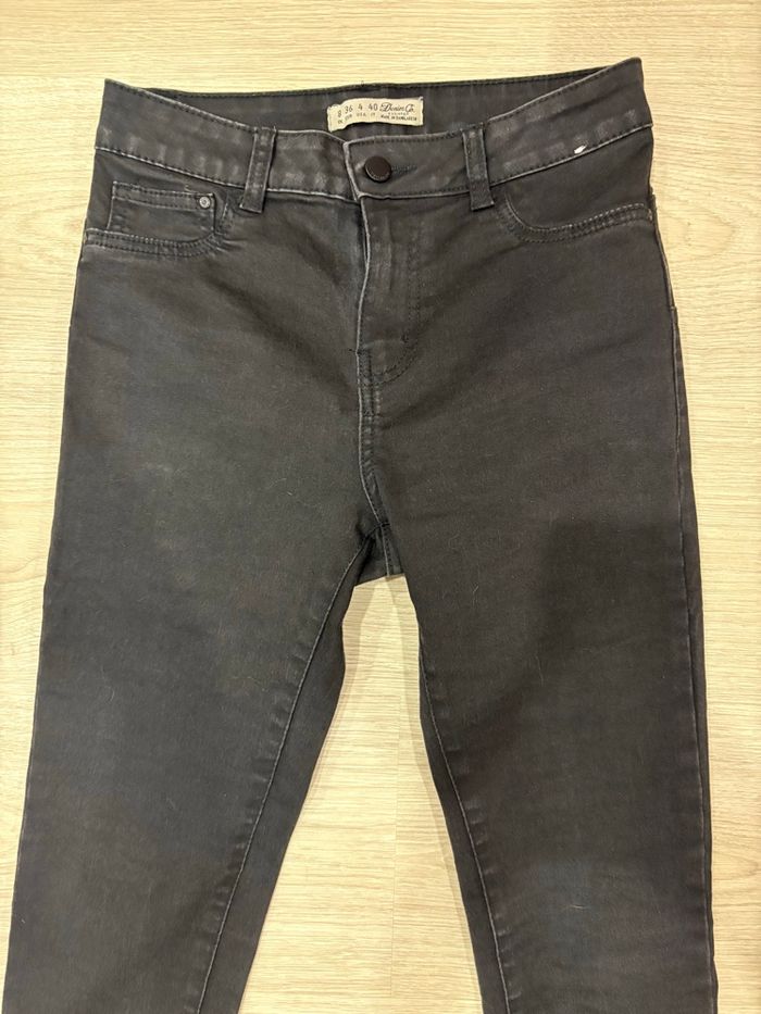 Pantalon jean noir - photo numéro 10