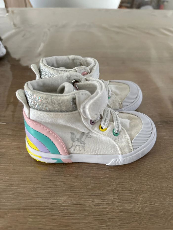 Basket montantes licorne
