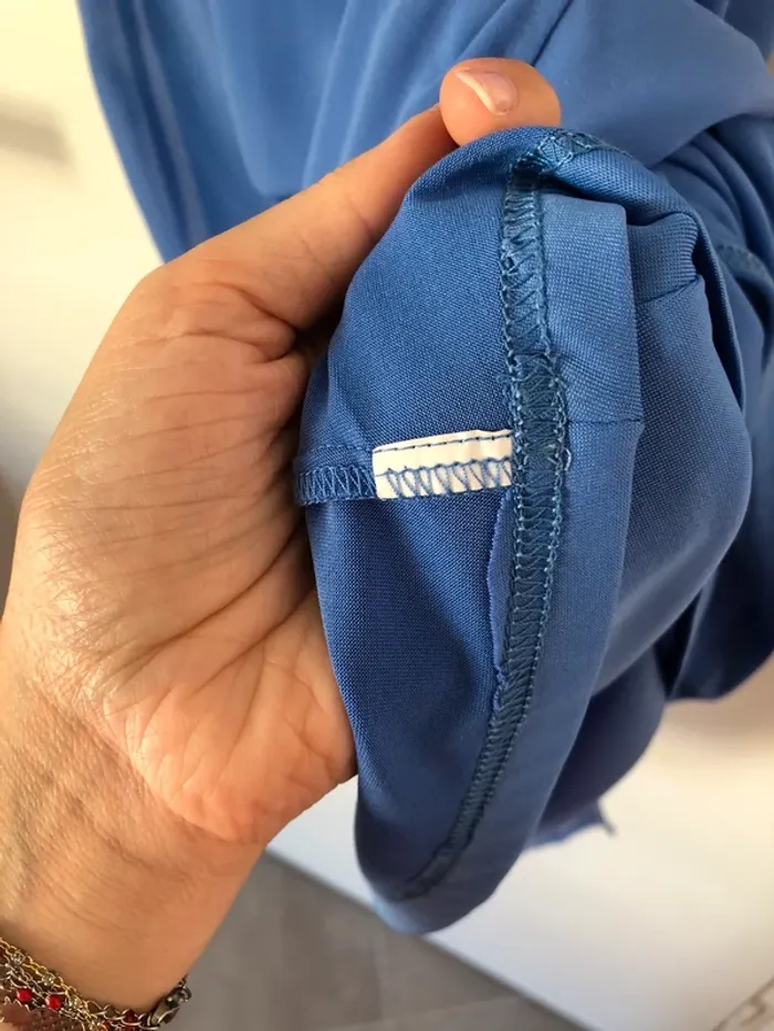 Robe longueur genou bleu avec dentelle Sinequanone taille S/M - photo numéro 5