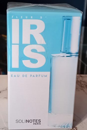 Flacon vaporisateur Eau de Parfum Iris Blossom Solinotes Paris neuf
