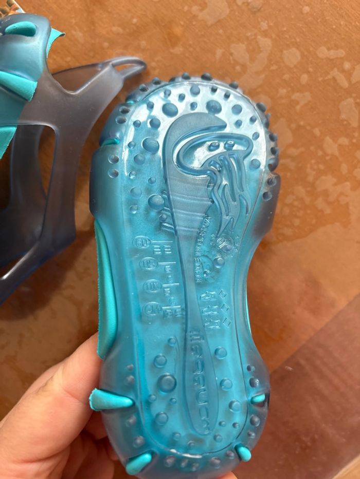 Chaussures piscine ou plage - photo numéro 3