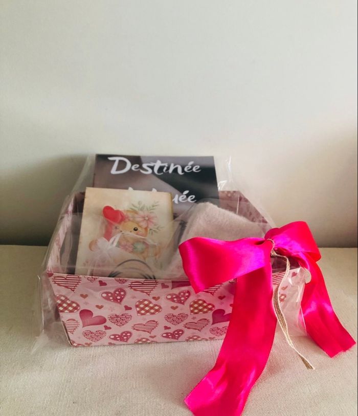 Box livre destinée tatouée - photo numéro 2