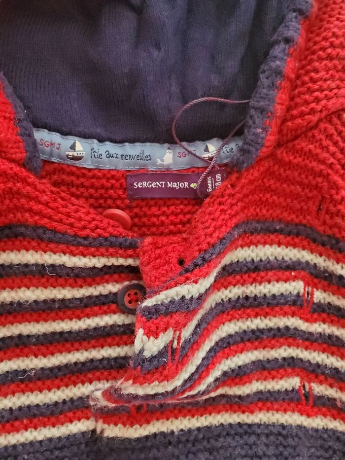 lot 2 gilets 6 mois - photo numéro 2