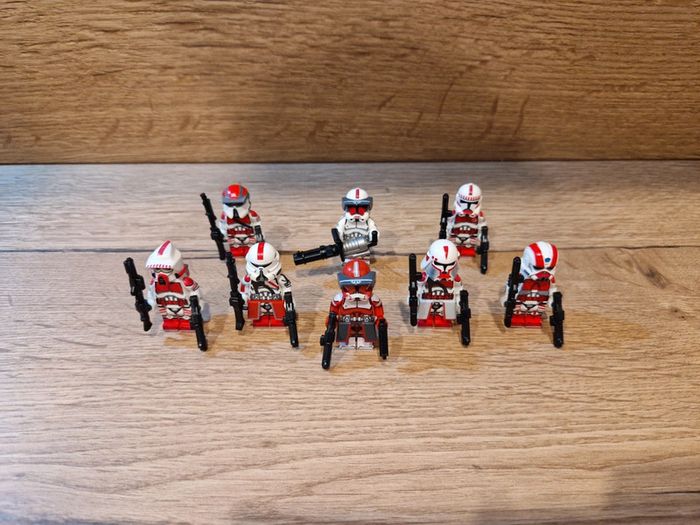 Figurines type lego Escouade de 8 clones de Coruscant dont le commandant Fox star wars - photo numéro 7
