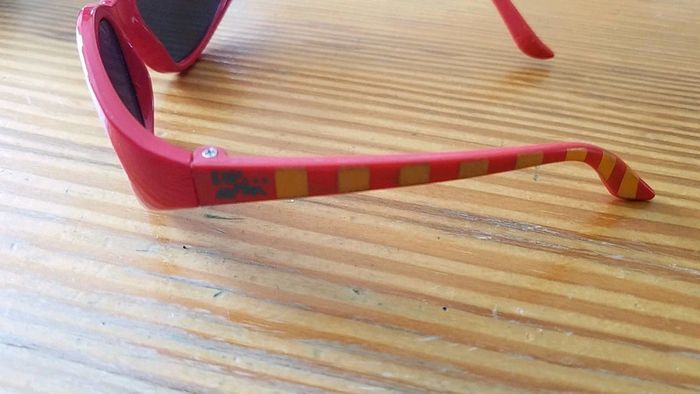 Lunettes rouge DPAM - photo numéro 2