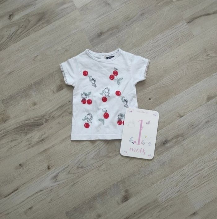 Tee-shirt Kiabi 1 mois