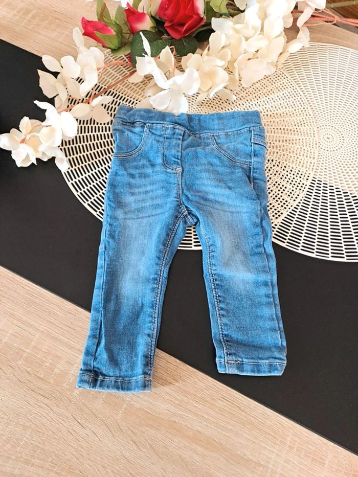 Jeans, taille 12 mois, marque tape à l'œil