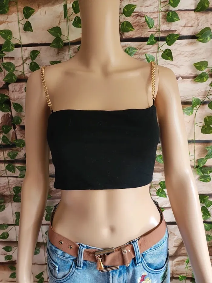 🌸Croptop Shein Bretelles dorés Taille 40🌸