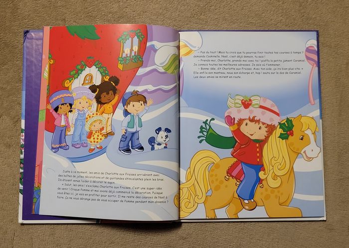 Joyeux Noël, Charlotte aux Fraises ! Monique Stephens, Laura Thomas (Illustrations), Tom Ungrey (Ill - photo numéro 3