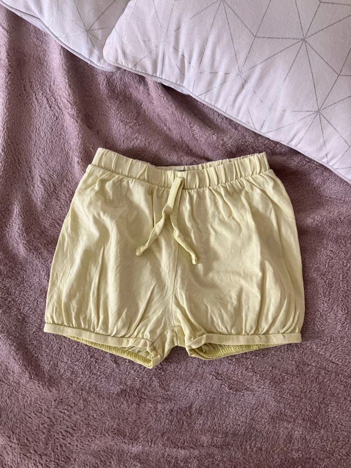 Short jaune in extenso 3 ans