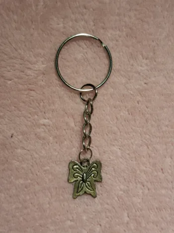 Joli porte-clés papillon vintage