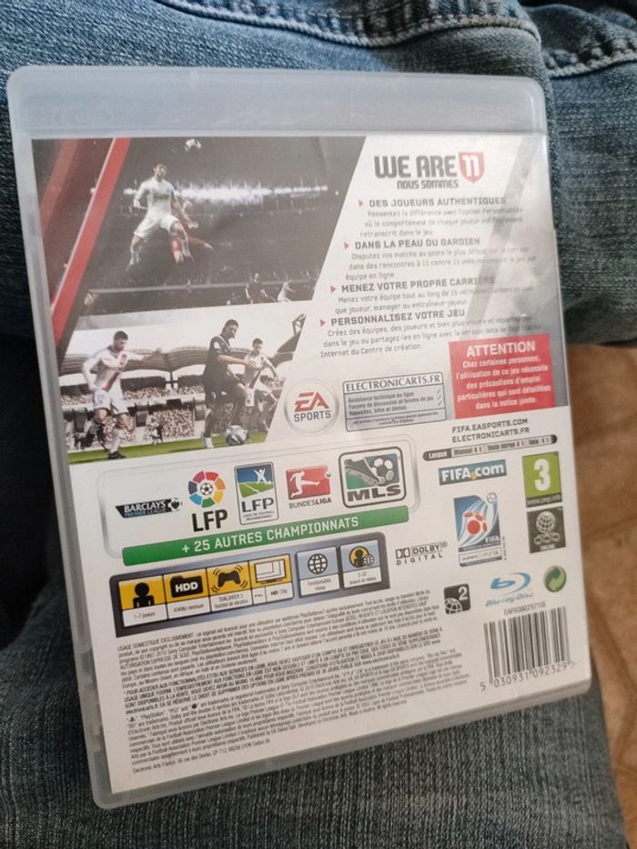FIFA 11 ps3 - photo numéro 3