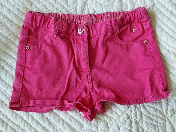 #short - photo numéro 2