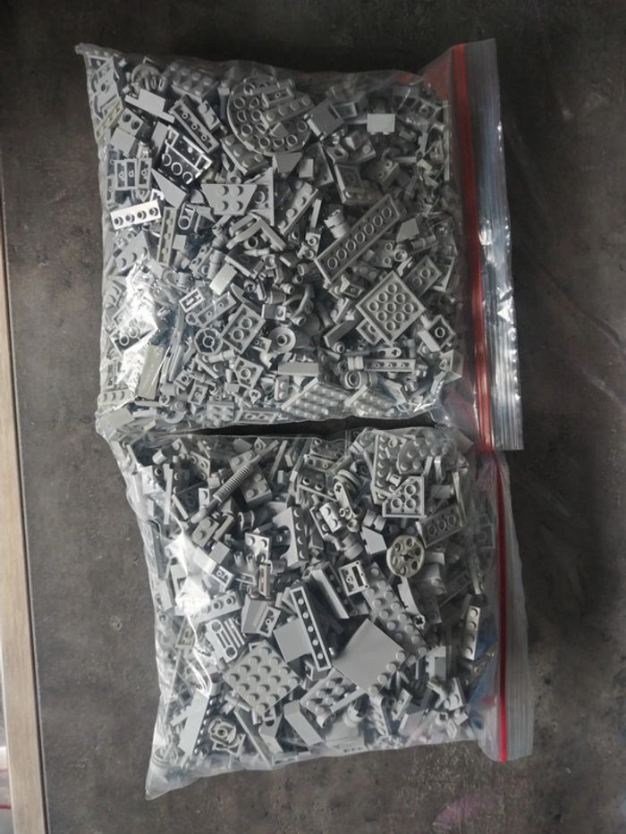 Lego vrac lot 2kg gris clair - photo numéro 2