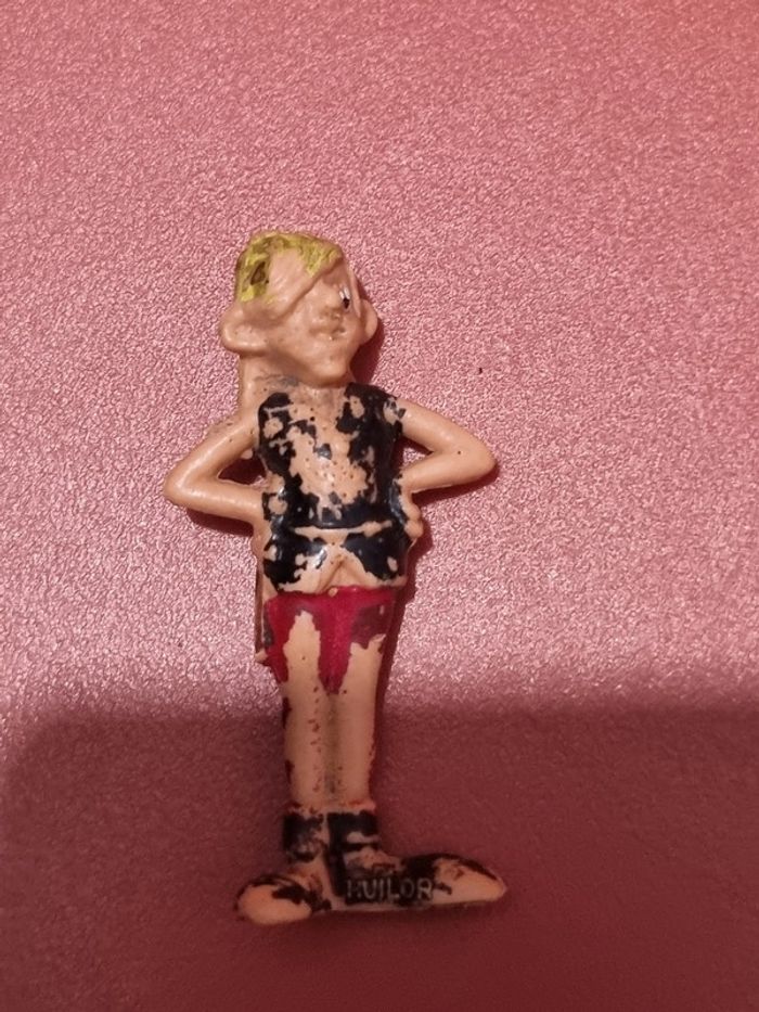figurine  huilor 1967 Asterix et les normands Goudurix - photo numéro 5