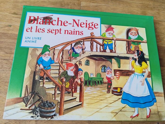 Livre pop up Blanche neige collector