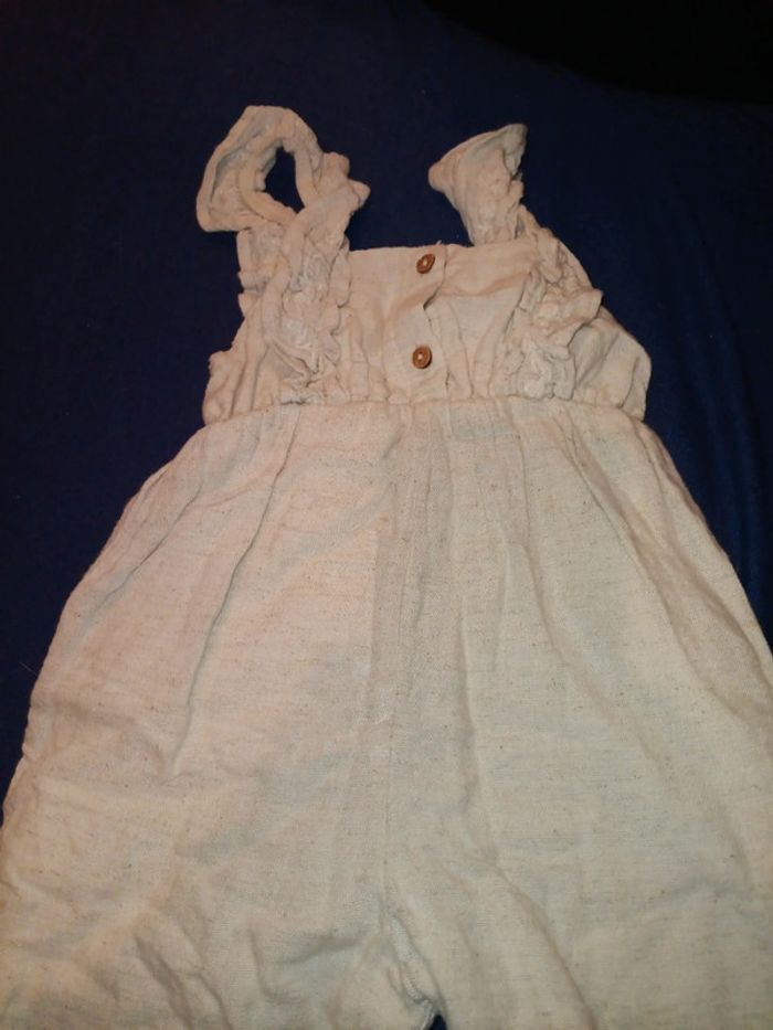 Combi salopette 9mois crème moucheté kiabi pas de vinted go - photo numéro 2