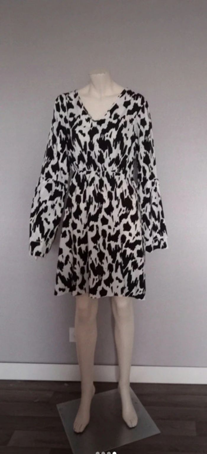 Belle robe demi saison XL