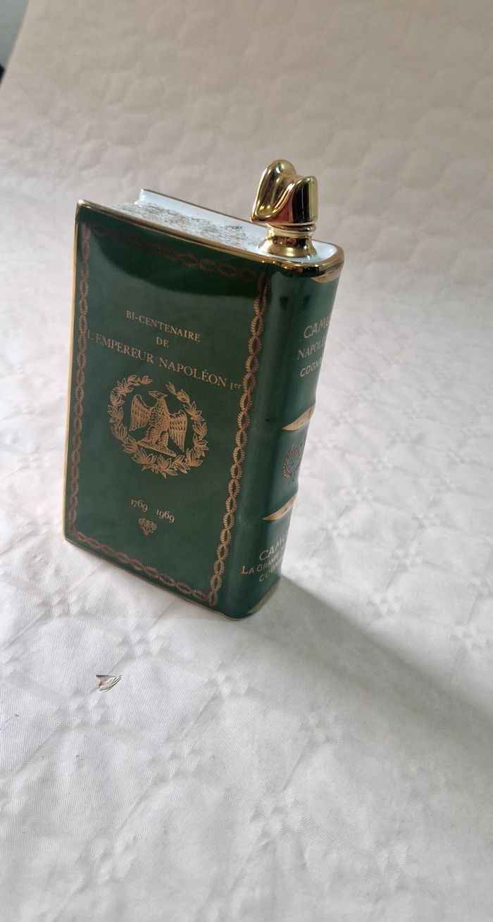 Bouteille de Cognac  , Bicentenaire de l'empereur Napoléon  , Porcelaine - photo numéro 3