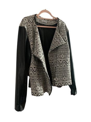 Veste a motif