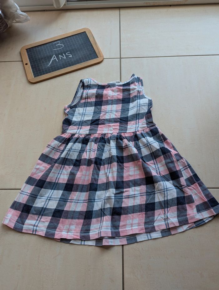 robe H&M 2-4 ans - photo numéro 3