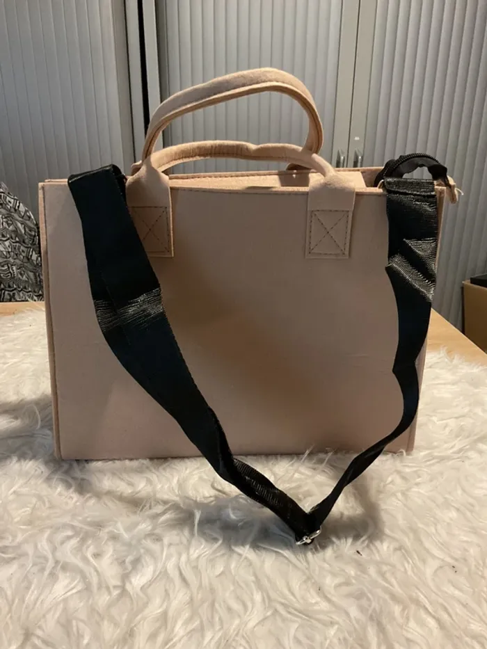 Sac fourre tout « tote bag fashion » neuf - photo numéro 4